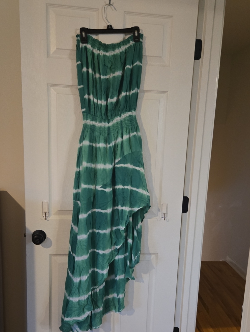 Beautiful Tie Dye Main Strip Green and White Tie-Dye Strapless Maxi Coverup